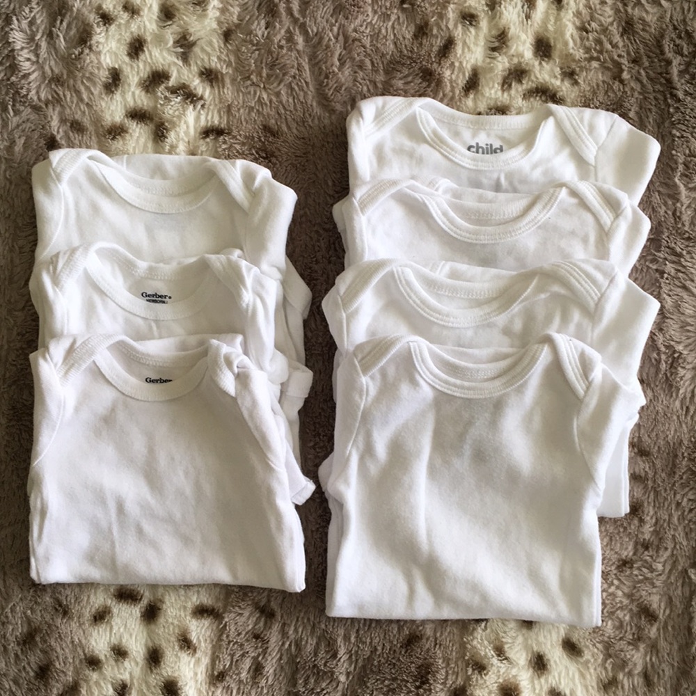White onesies Newborn